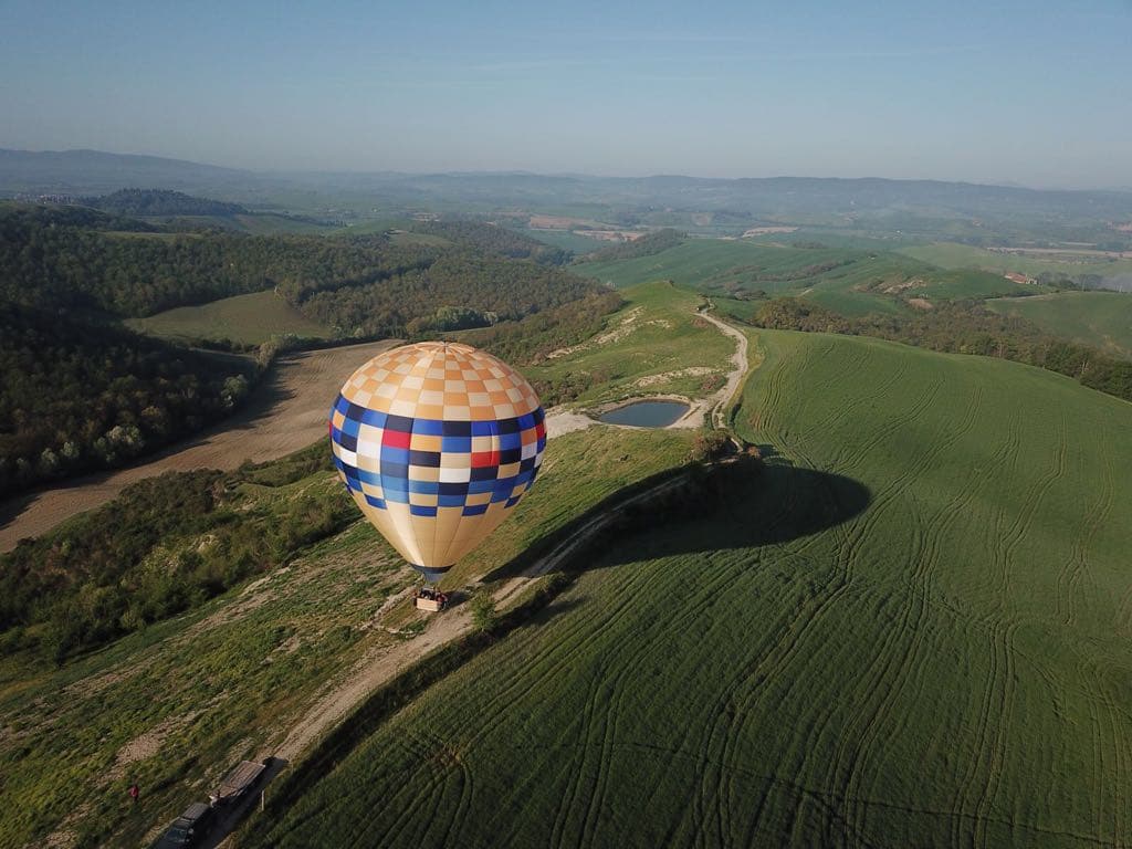 Voli in mongolfiera senza barriere 1 mongolfiera_drone