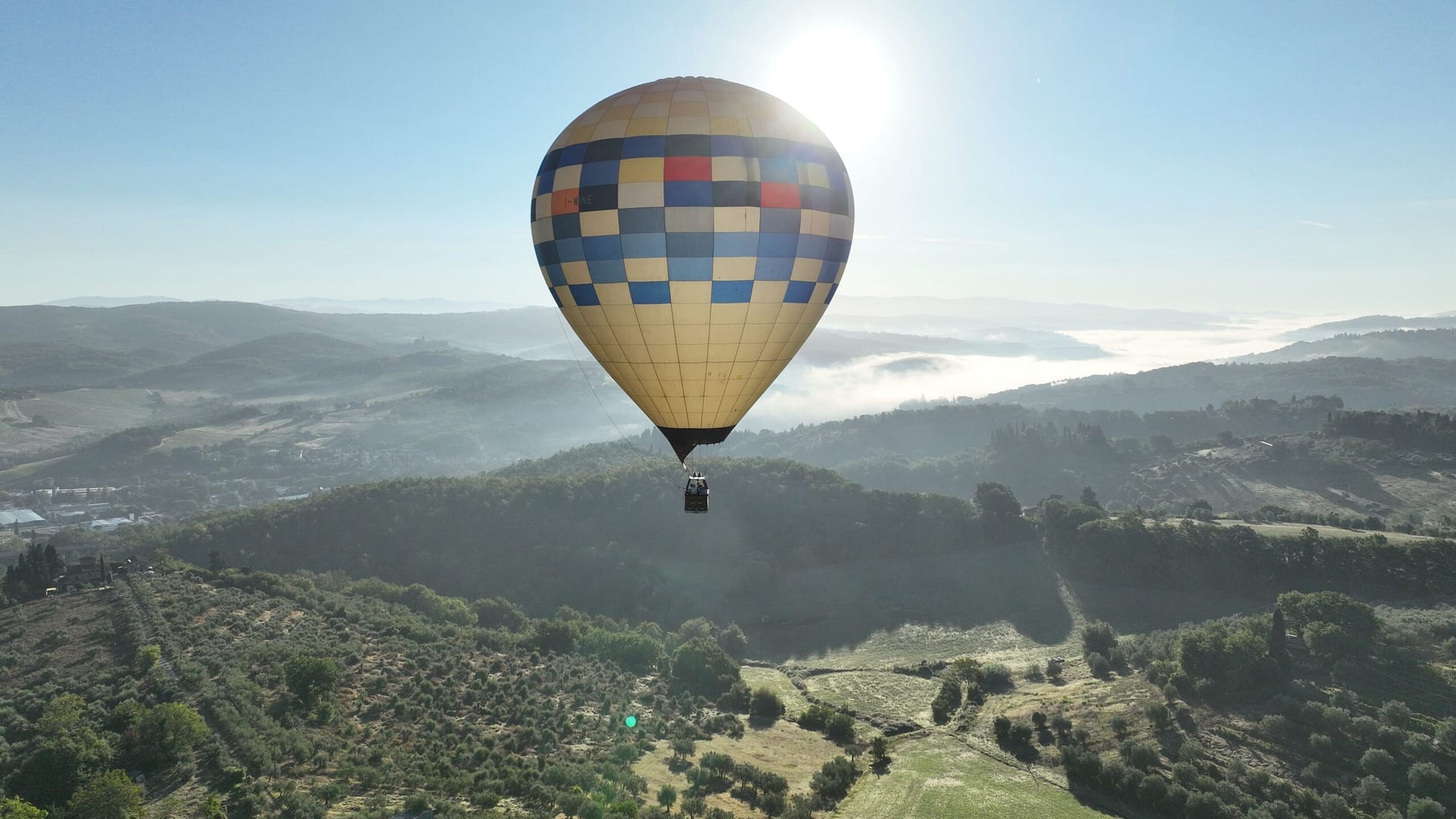 Balloon in Tuscany