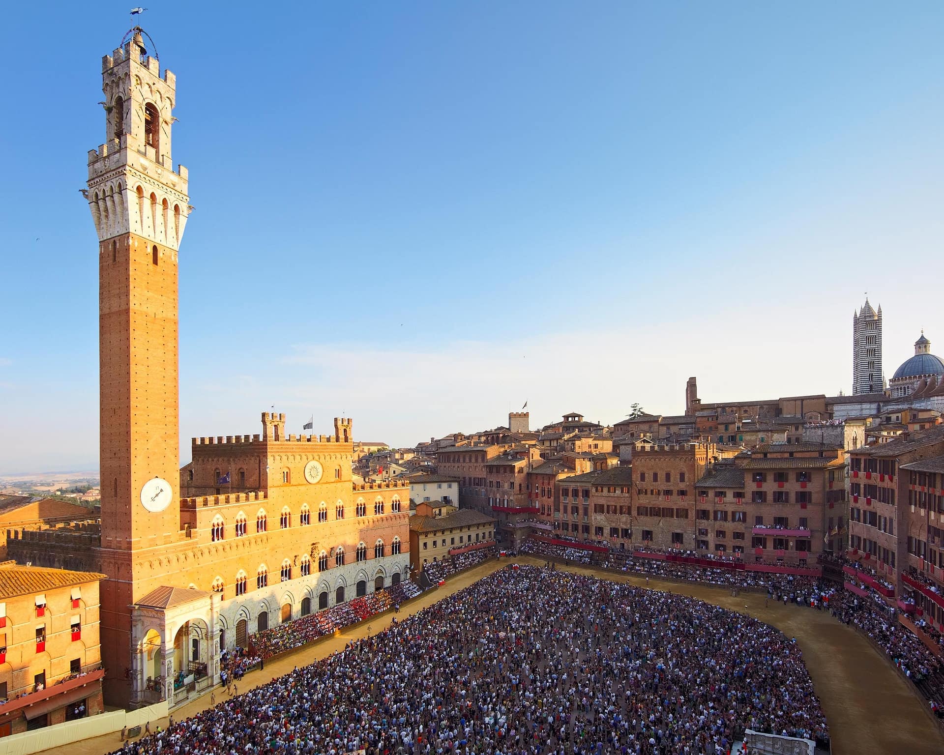 Vuelos 4 Volo in mongolfiera su Siena